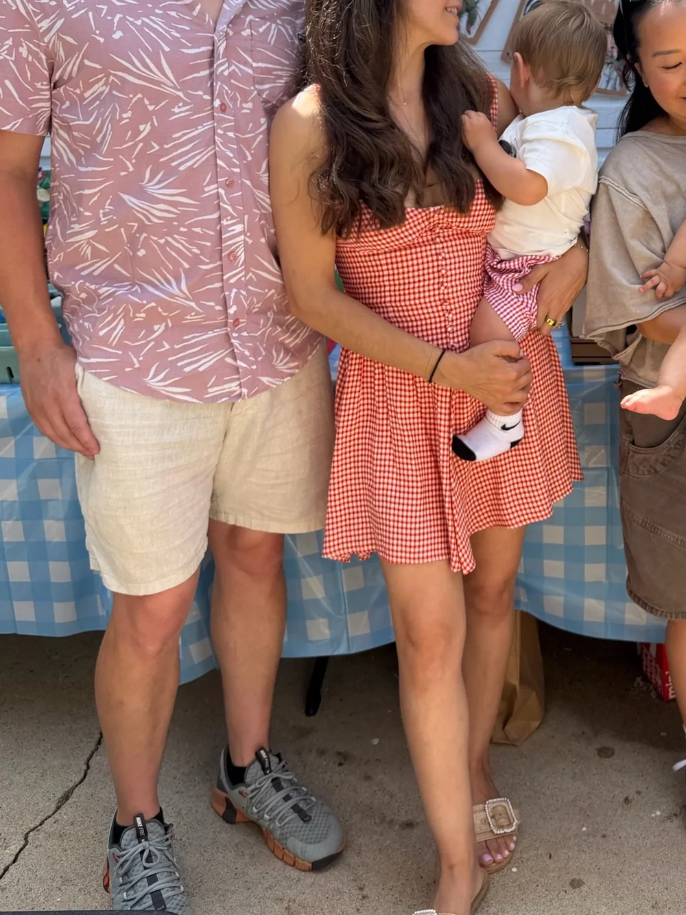 Reformation Wynn Red strawberry gingham dress 0 - Picture 2 of 2